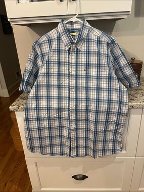 MOBILE BAY Blue and White Plaid Short-Sleeve Button-Down Shirt